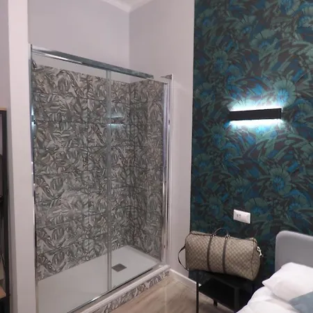 Vite 99 - Piazza Di Spagna Alojamento de Acomodação e Pequeno-almoço 4*