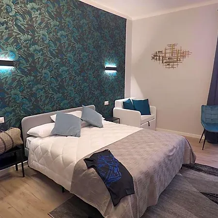 Vite 99 - Piazza Di Spagna 4*