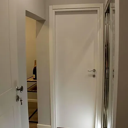 Vite 99 - Piazza Di Spagna 4* Roma