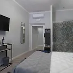 Vite 99 - Piazza Di Spagna Bed & Breakfast 4*