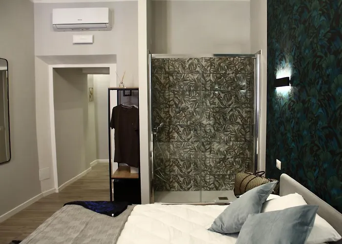 Vite 99 - Piazza Di Spagna Bed & Breakfast 4*